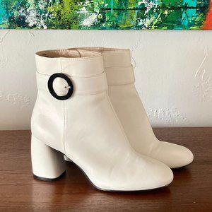 Nine West Kyra White Bootie Short Retro Vintage-Inspired Go-Go Boot Size 6.5, 6
